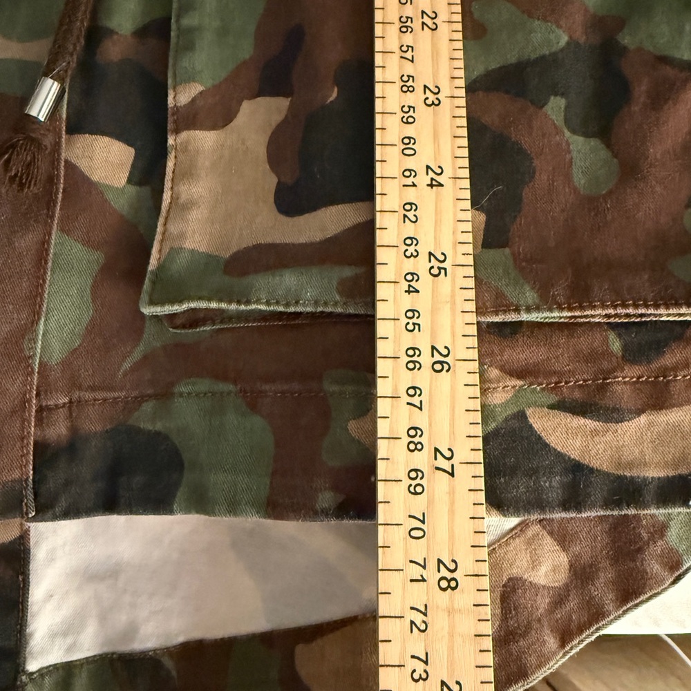 Veronica Beard Sumner Camouflage Utility Jacket Small  Cotton Canvas Retail $450 - Picture 11 of 11